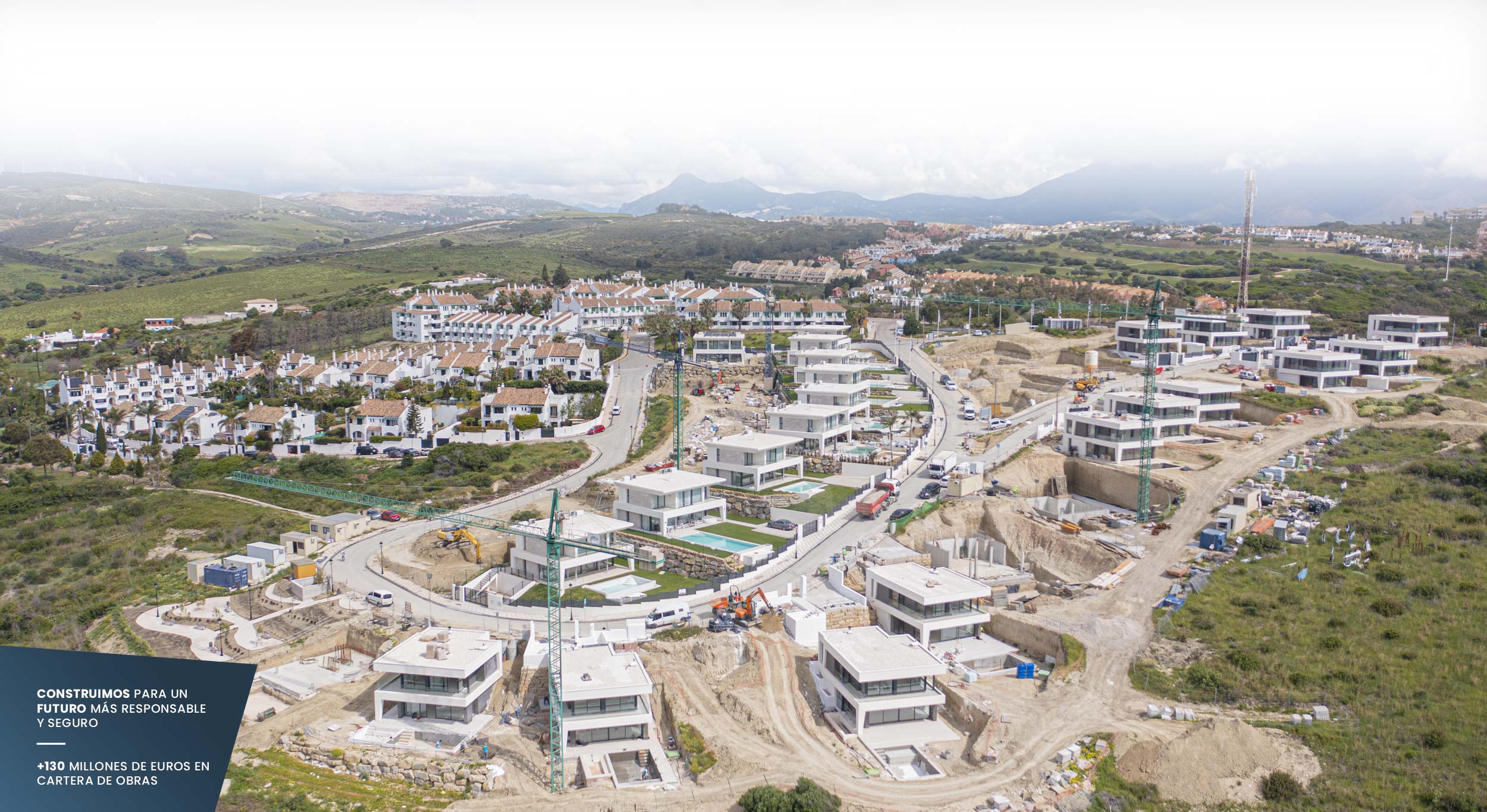 Empresa constructora, constructores y gestores de obras